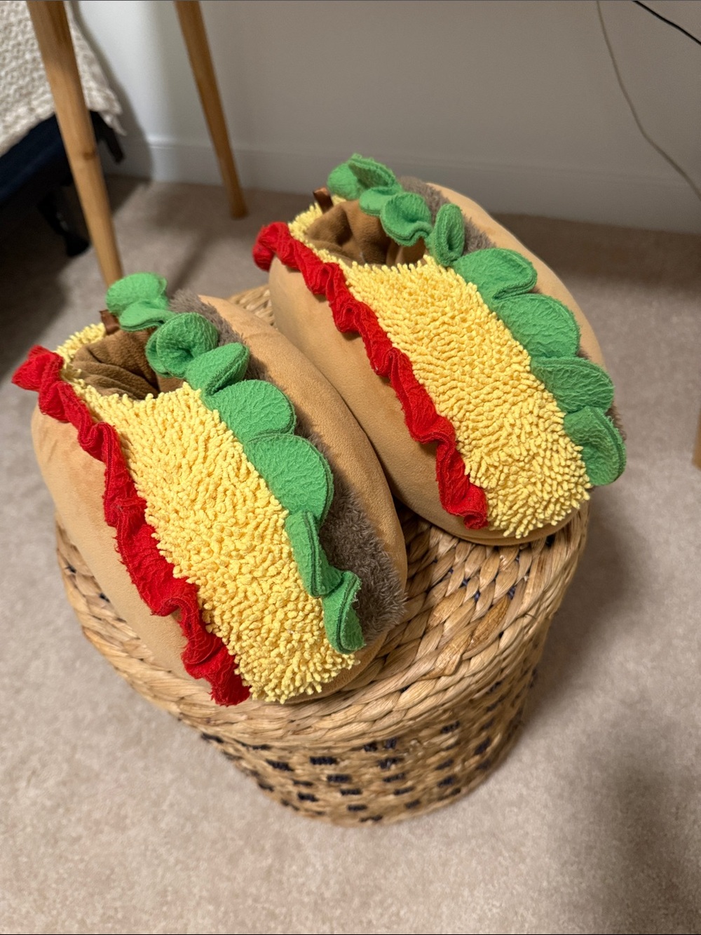 Novelty Taco plush slippers. Yellow, Green, Red, Tan. Women’s 10. Men’s 8